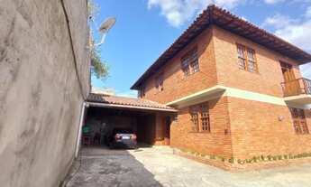 Imagem 2: Casa com 4 dormitórios à venda em Belo Horizonte