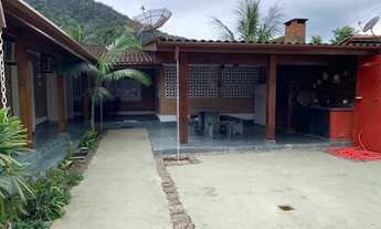 Imagem 5: Casa para Venda em Ubatuba, Perequê-Mirim, 5 dormitórios, 1 suíte, 2 banheiros, 3 vagas