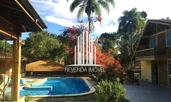 Imagem: Linda casa de condomínio com 600m² e piscina