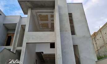 Imagem: Sobrado novo de 3 dormitórios e 2 vagas