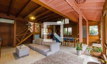 Imagem 4: Casa para Aluguel - Córrego Grande, 3 Quartos, 350 m2