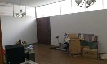 Imagem 2: Casa com 5 dormitórios à venda em Belo Horizonte