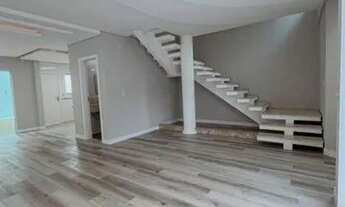 Imagem 5: Casa para Venda em Balneário Camboriú, Nações, 3 dormitórios, 1 suíte, 3 banheiros, 2 vaga