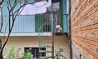 Imagem 2: Casa para venda possui 360 m2 área do terreno, com 3 quartos