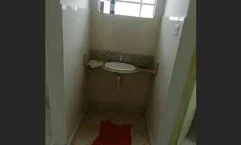 Imagem: Alugo casa com edícula centro