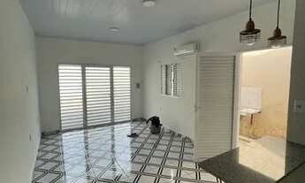 Imagem 2: Aluga-se imóvel (japiim 2