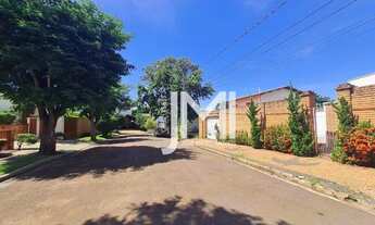 Imagem 2: Casa com 3 dormitórios, 446 m² - venda por R$ 1.700.000 ou aluguel por R$ 6.500/mês - Cida