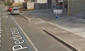 Imagem 7: Terreno Rua Comercial