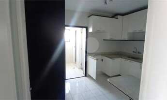 Imagem 2: Apartamento de 110m2 com três dormitórios sendo uma suite,duas vagas, no bairro de Jardim