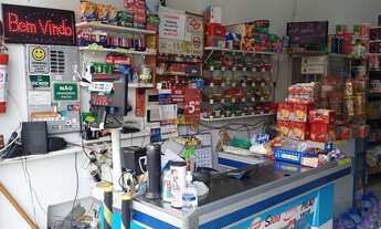 Imagem 2: Mercadinho e casa de frios