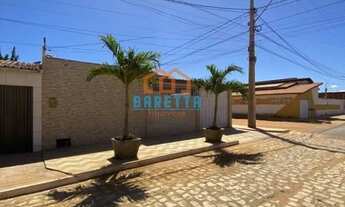 Imagem: Casa de Esquina para Venda localizado na