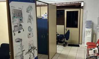 Imagem 6: CASA / COMERCIAL Casa de Rua com 5 Quarto(s) e 3 banheiro(s) à Venda, 141.02 por R$ 490000