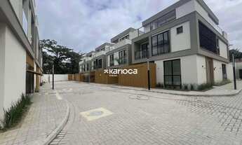 Imagem 2: CASA DE LUXO BARRA DA TIJUCA - 4 SUITES - 318M2 NO CORAÇÃO DA BARRA 600MTS DA PRAIA