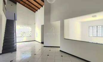 Imagem: Casa com 4 quartos (2 suítes) no bairro