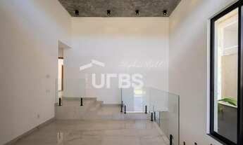 Imagem 2: Jardins Italia - Casa de Condomínio 4 quartos, sendo 4 suítes