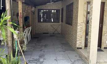 Imagem 2: Sobrado para aluguel tem 83 metros quadrados com 2 quartos em Costazul - Rio das Ostras