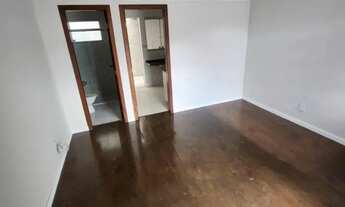 Imagem 3: Casa para Venda em Belo Horizonte, Copacabana, 2 dormitórios, 1 suíte, 1 banheiro, 2 vagas