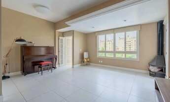 Imagem 2: Casa de 3 dormitórios com 4 vagas de garagem no bairro Higienópolis