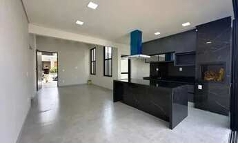 Imagem 6: JULIA) casa lindíssima