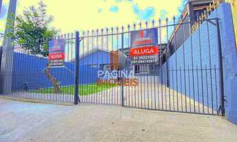 Imagem 2: Página 1 Imóveis anuncia excelente casa térrea de 02 dormitórios reformada para aluguel, n