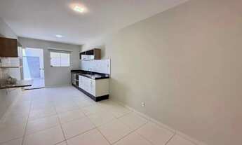 Imagem 5: Casa para Locação em Guanambi, Condomínio Conde, 2 dormitórios, 1 banheiro, 3 vagas