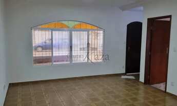 Imagem 2: Oportunidade - Casa - Conjunto Residencial Trinta e Um de Março - 3 Dormitórios - 93m²