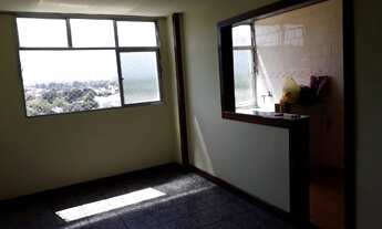 Imagem 2: Òtimo ap com linda vista... local tranquilo...andar alto...indevassável!!