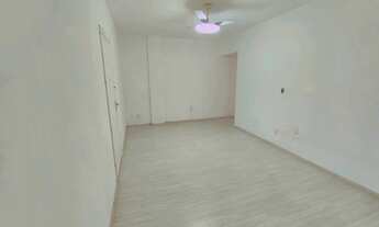 Imagem 2: Apartamento em Santos - Aparecida - 2 dormitórios, uma quadra da praia