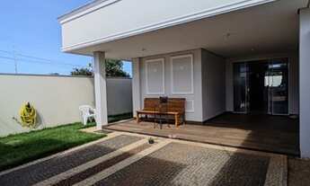 Imagem: Vendo casa 3/4 com piscina, próximo a faculdade