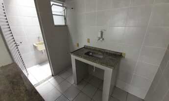 Imagem 6: Kitinete na Vila da Penha (Próximo ao Largo do Bicão)<br>01 Quarto, Sala etc..