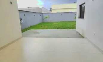 Imagem 7: Casa de condomínio para venda possui 242 metros quadrados com 3 quartos