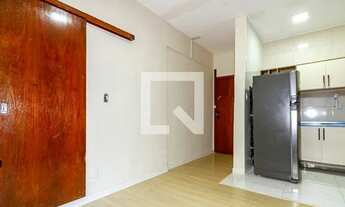 Imagem 3: Apartamento para Aluguel - Centro Histórico, 1 Quarto, 30 m2