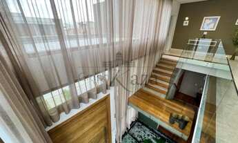 Imagem 5: Casa de condomínio para venda tem 418 metros quadrados com 5 quartos