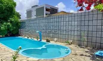 Imagem 2: Casa Com excelente localização em Boa Viagem, à 10 min do Aeroporto e à 5 min do Atacadão