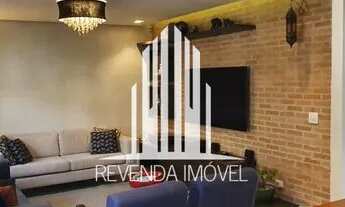 Imagem 2: Casa à venda com 240m², 3 quartos sendo 3 suite e 3 vagas Nova Petropolis - São Bernardo