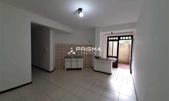 Imagem 5: Kitnet no centro, cozinha americana e terraço