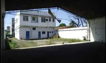 Imagem 2: Alugo na TAQUARA prédio com lojas , salas comerciais e um excelente galpão para fins come