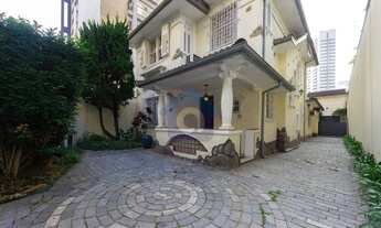 Imagem 3: A casa pode ser utilizada tanto como comercial quanto residencial com 400 metros de terren