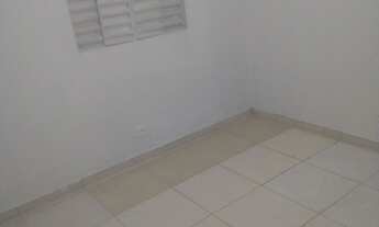 Imagem 7: Casa independente lado metrô capão