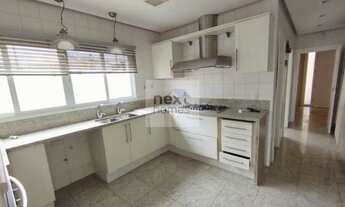 Imagem 7: Magnifica Casa em Cond. Fechado no Pq. dos Principes 660 m2 com Piscina e Quadra Poliespor