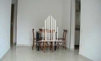 Imagem 2: Edifício Perobas - Apartamento com 1 dormitório, sacada e 1 vaga de garagem na Vila Jaba