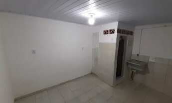 Imagem 6: Quitinetes em Benfica, agua e luz incluso no valor