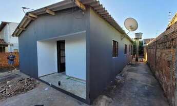 Imagem 4: Casa Bairro Silvia Regina. 1 suíte com armário mais 1 quartos, e etc com varanda, quintal