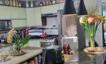 Imagem 5: Casa duplex a venda com 3 suítes em lote de 300 m2 no Residencial Laranjeiras