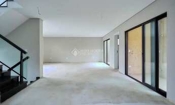 Imagem 3: Sobrado com 3 quartos e 4 banheiros