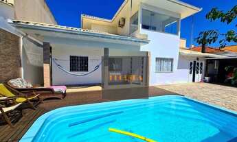 Imagem: Casa pertinho da praia do Campeche com Piscina