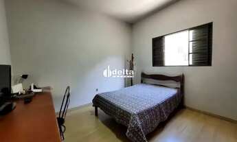 Imagem 7: Casa residencial disponível para venda no bairro Jardim Patrícia em Uberlândia-MG