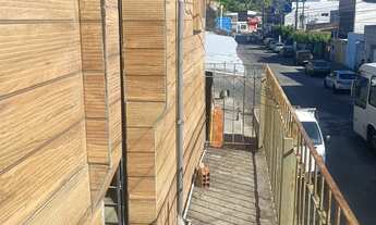 Imagem: Quitinete primeiro andar. Para mulheres!