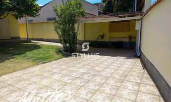 Imagem 4: Casarão linear com 5 quartos, quintal amplo e localização privilegiada M87S