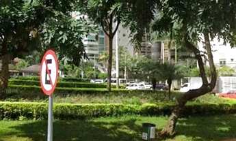 Imagem 2: Apartamento impecável em frente à praça da T-25